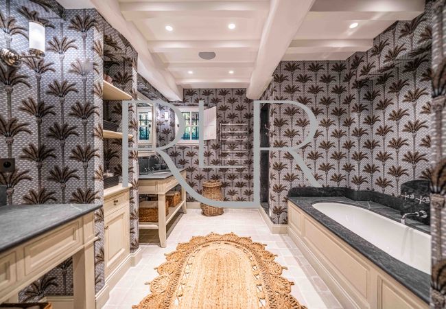 Villa à Mougins - Le Manoir Villa à Mougins - Le Manoir