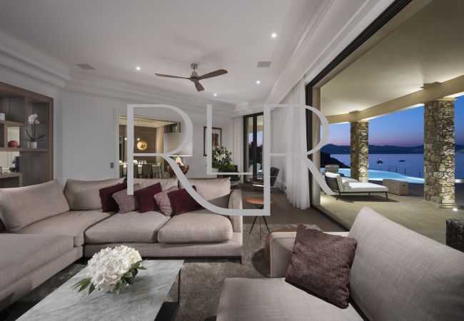 Villa à Saint-Tropez - Villa Violetta Villa à Saint-Tropez - Villa Violetta