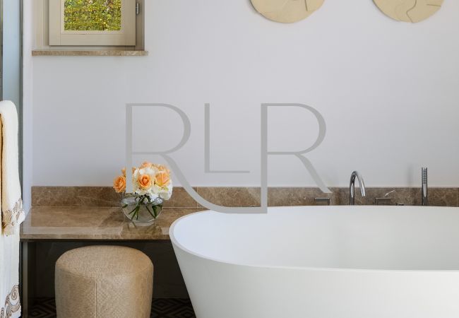 Villa à Saint-Jean-Cap-Ferrat - Villa Angelina Villa à Saint-Jean-Cap-Ferrat - Villa Angelina