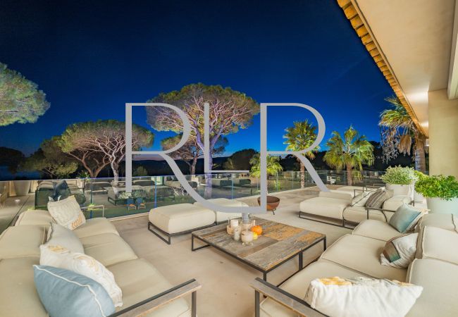 Villa à Saint-Tropez - Villa Victoria Villa à Saint-Tropez - Villa Victoria