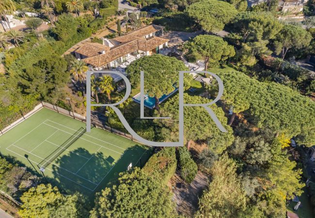 Villa à Saint-Tropez - Villa Victoria Villa à Saint-Tropez - Villa Victoria