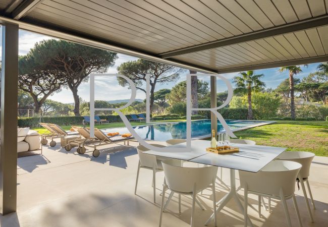 Villa à Saint-Tropez - Villa Victoria Villa à Saint-Tropez - Villa Victoria
