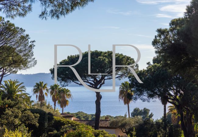 Villa à Saint-Tropez - Villa Victoria Villa à Saint-Tropez - Villa Victoria