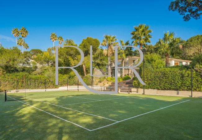 Villa à Saint-Tropez - Villa Victoria Villa à Saint-Tropez - Villa Victoria