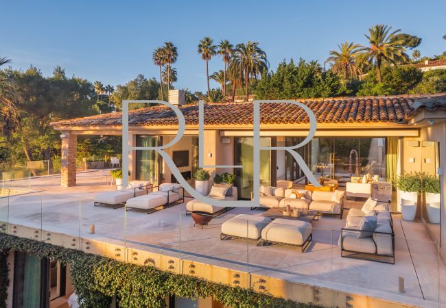 Villa à Saint-Tropez - Villa Victoria Villa à Saint-Tropez - Villa Victoria