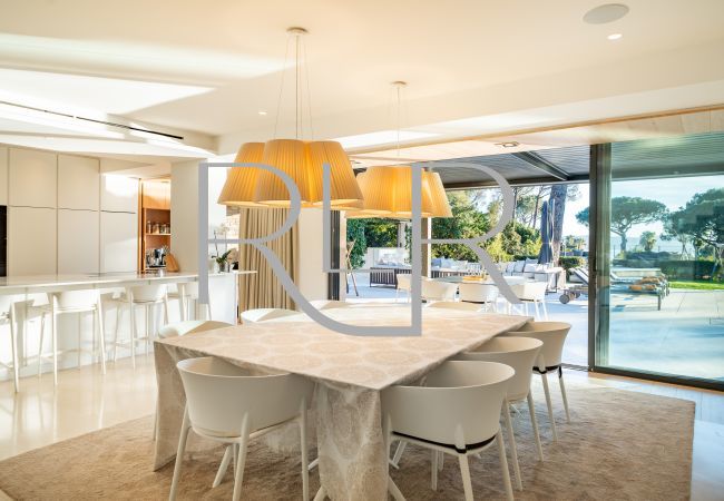 Villa à Saint-Tropez - Villa Victoria Villa à Saint-Tropez - Villa Victoria