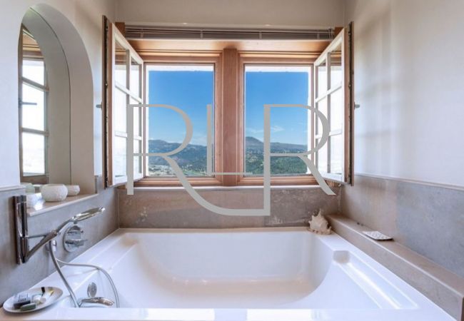 Villa à Saint Paul de Vence - Château des Vallées Villa à Saint Paul de Vence - Château des Vallées