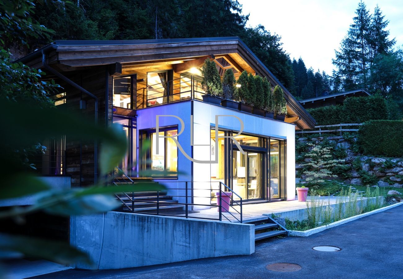 Chalet Belachat est très bien situé, à côté du lac Les Gaillands