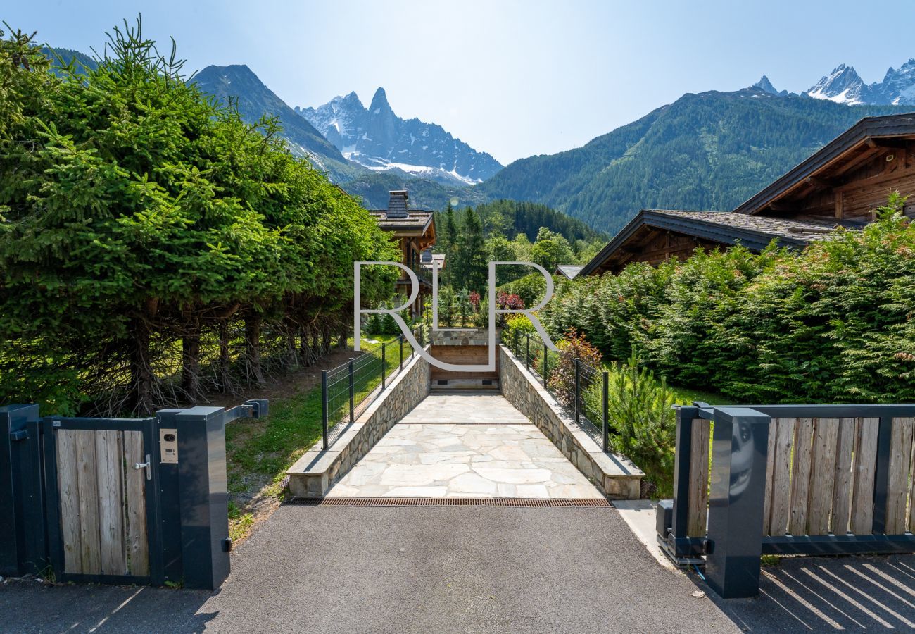 Chalet Red Fox est avec Chalet Black Pearl au-delà 