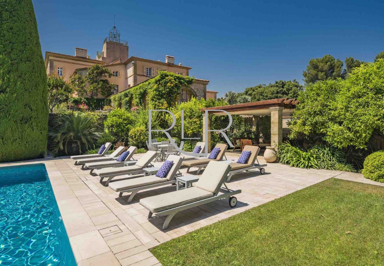 Villa à Valbonne - Domaine de Valbonne