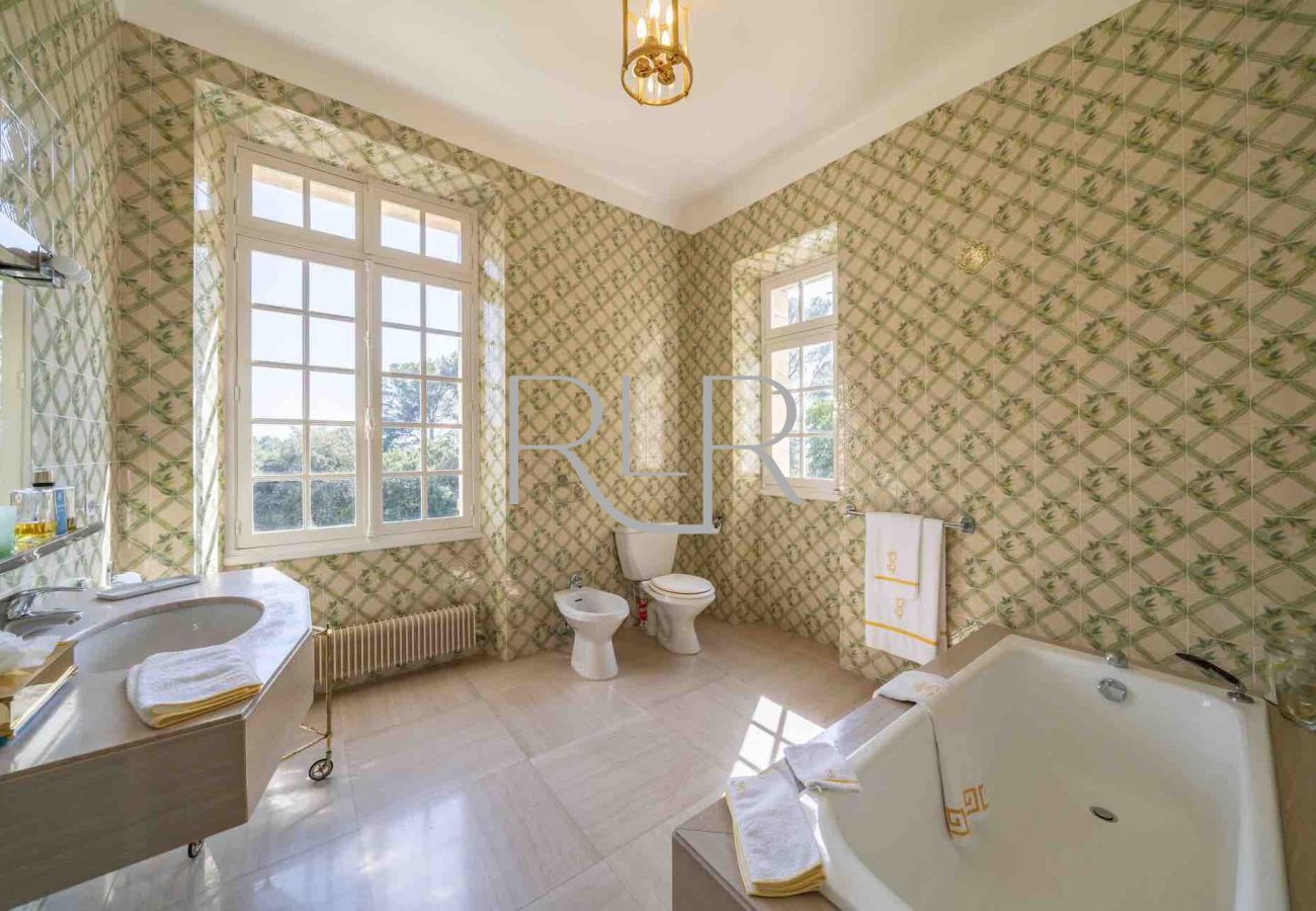 Villa à Valbonne - Domaine de Valbonne
