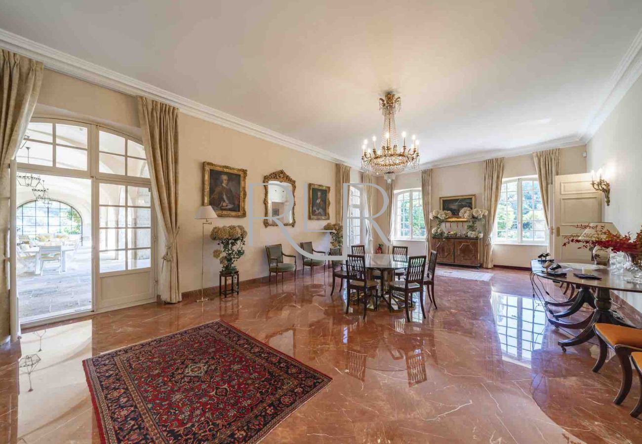 Villa à Valbonne - Domaine de Valbonne