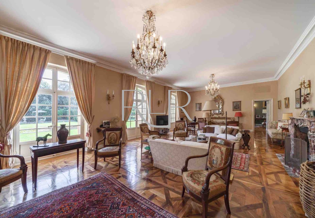 Villa à Valbonne - Domaine de Valbonne