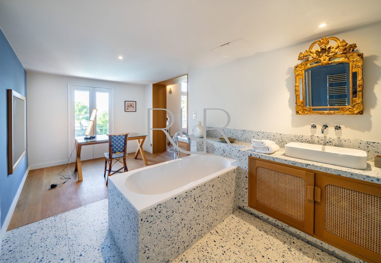 Villa à Antibes - Villa Arista