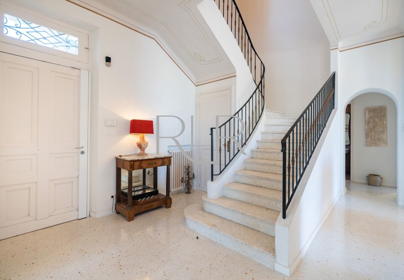 Villa à Antibes - Villa Arista