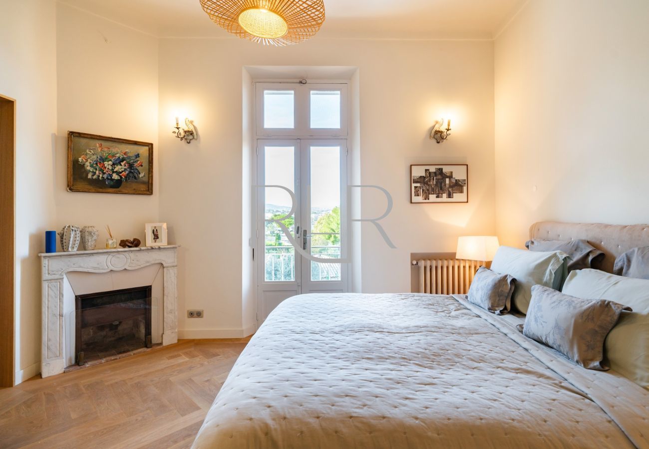 Villa à Antibes - Villa Arista