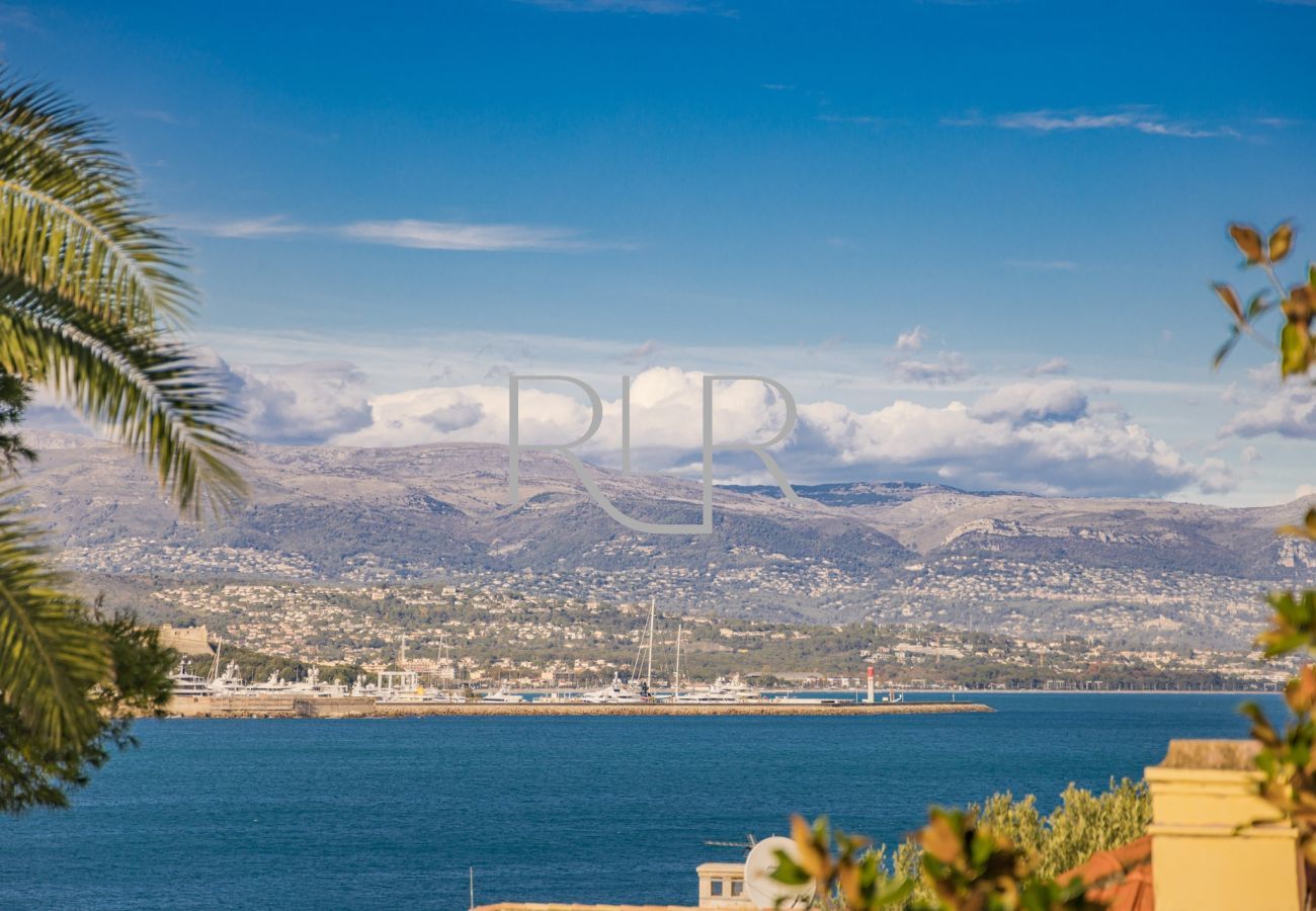 Villa à Antibes - Villa Arista