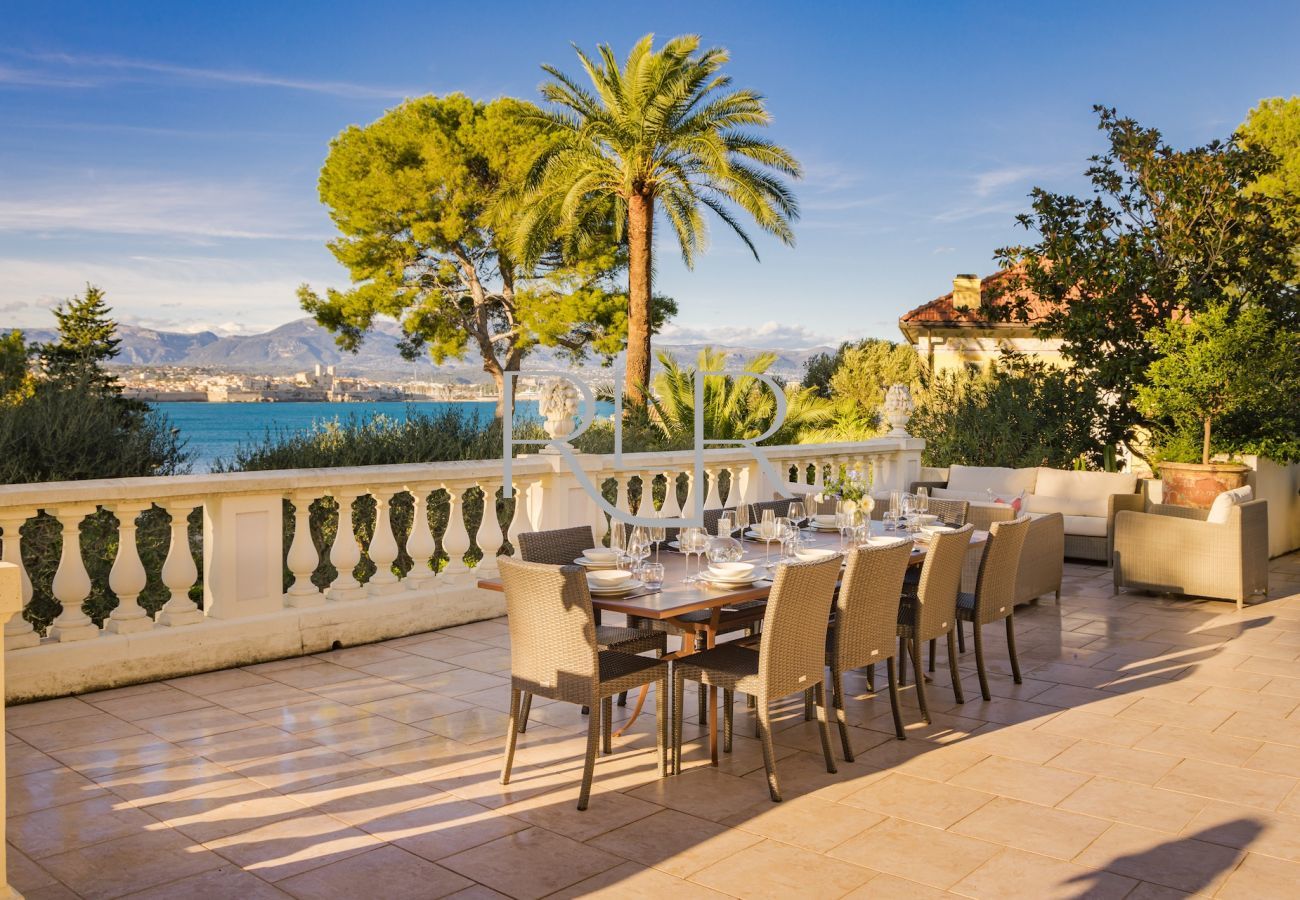 Villa à Antibes - Villa Arista
