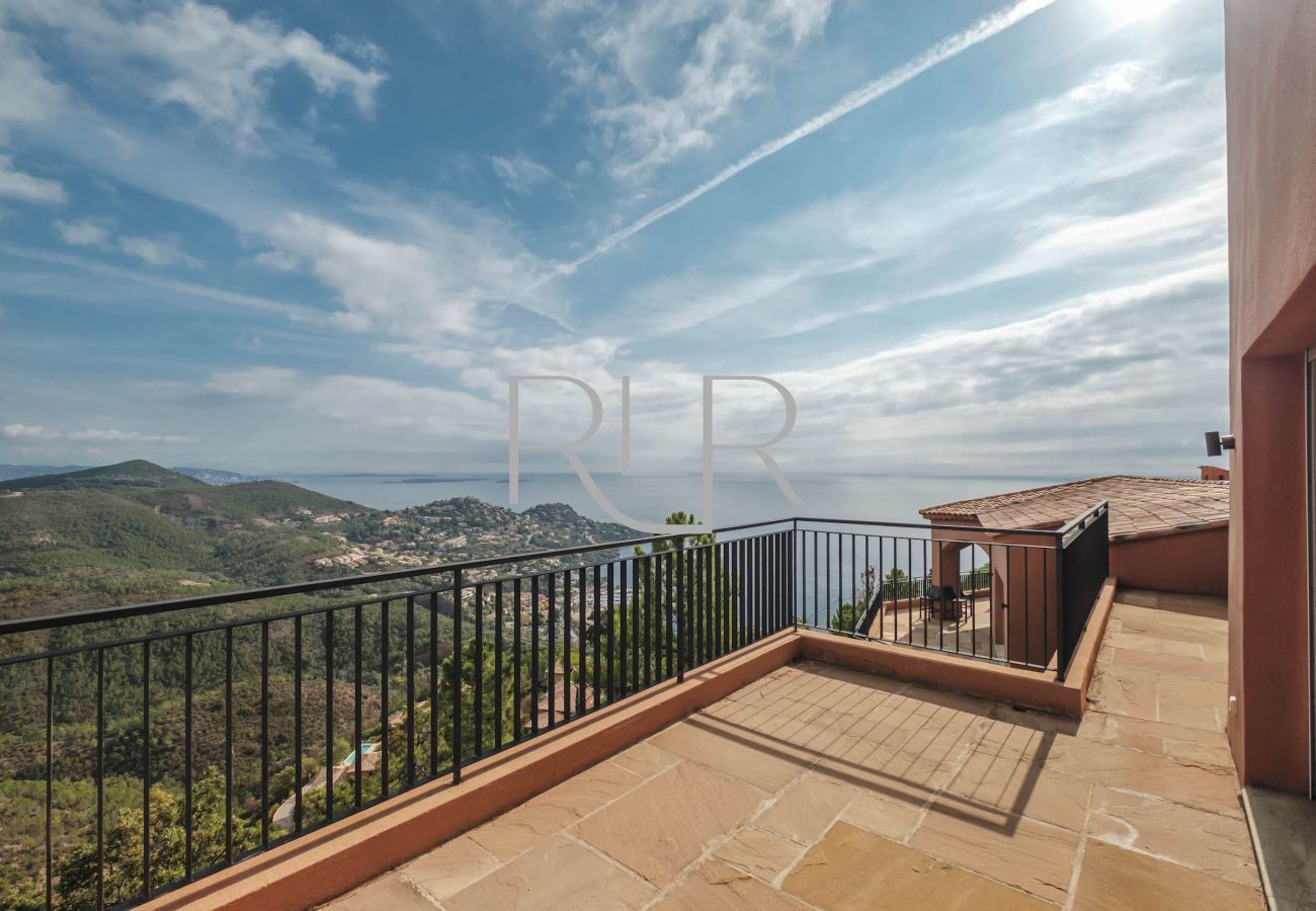 Villa à Théoule-sur-Mer - Villa Panorama Villa à Théoule-sur-Mer - Villa Panorama