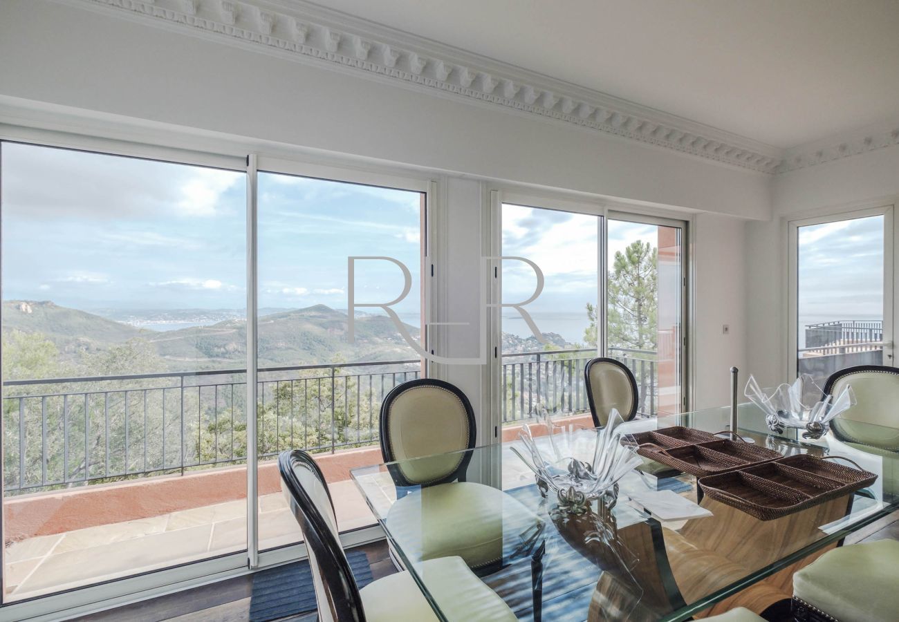 Villa à Théoule-sur-Mer - Villa Panorama Villa à Théoule-sur-Mer - Villa Panorama