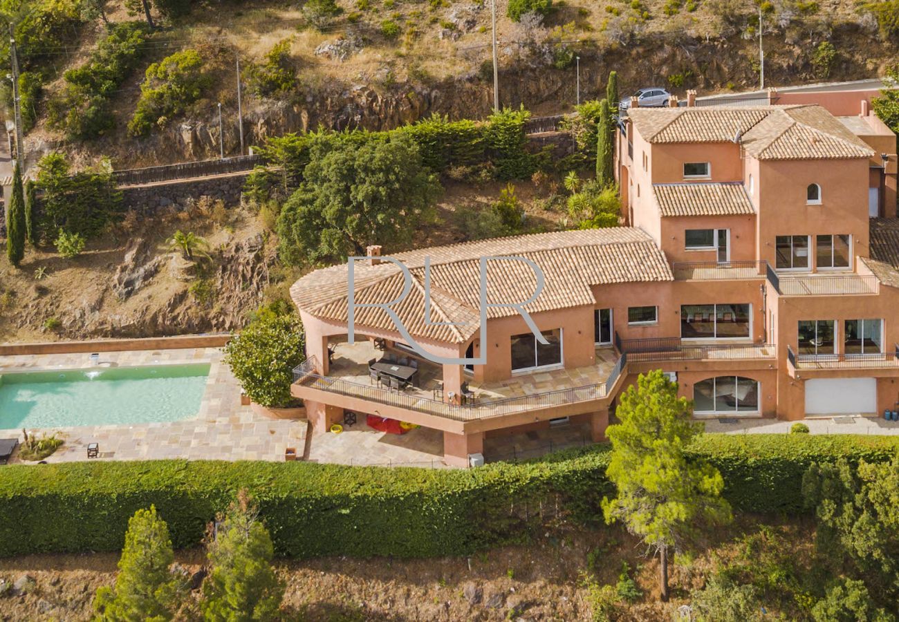 Villa à Théoule-sur-Mer - Villa Panorama Villa à Théoule-sur-Mer - Villa Panorama