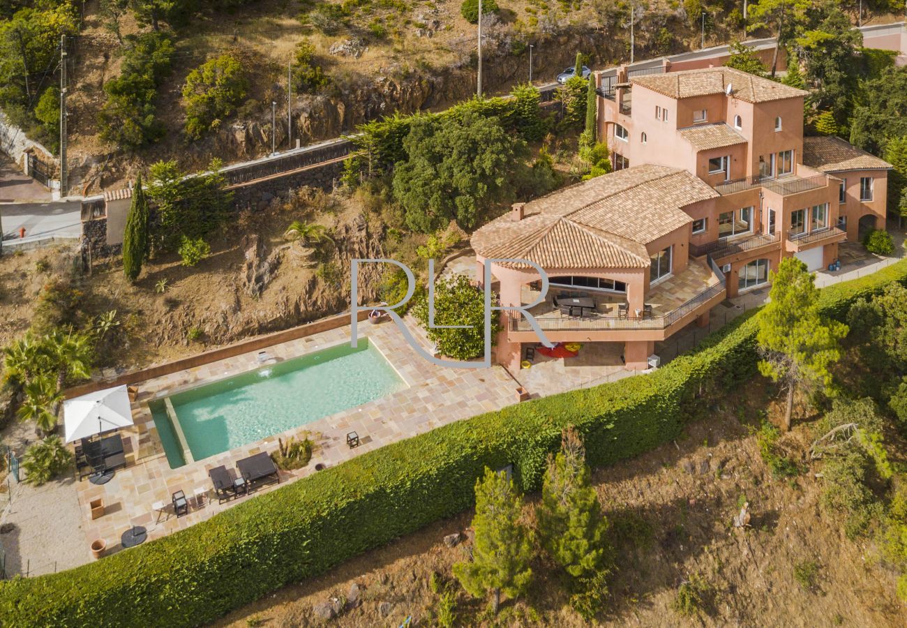 Villa à Théoule-sur-Mer - Villa Panorama Villa à Théoule-sur-Mer - Villa Panorama