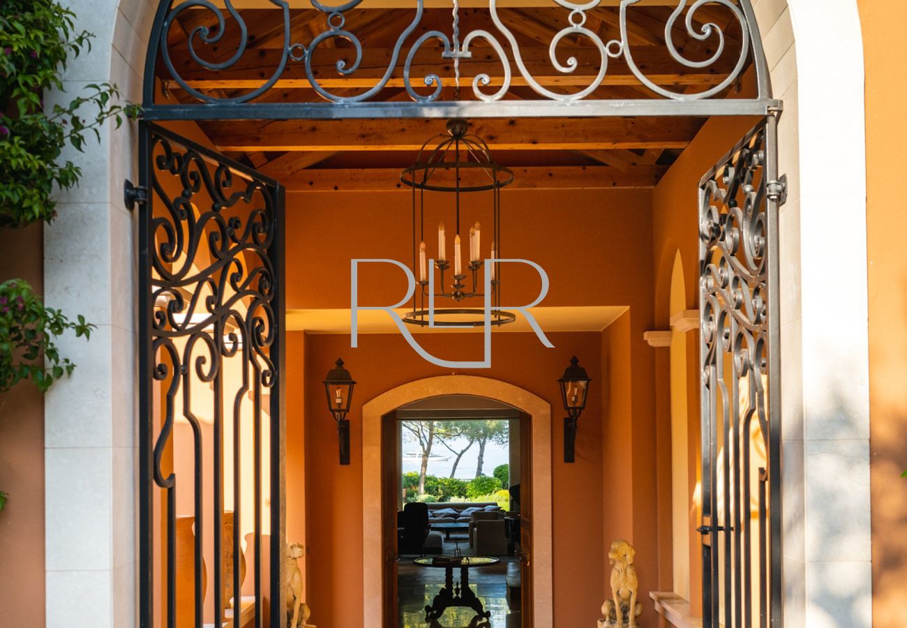 Villa à Saint-Jean-Cap-Ferrat - Villa Red Moon