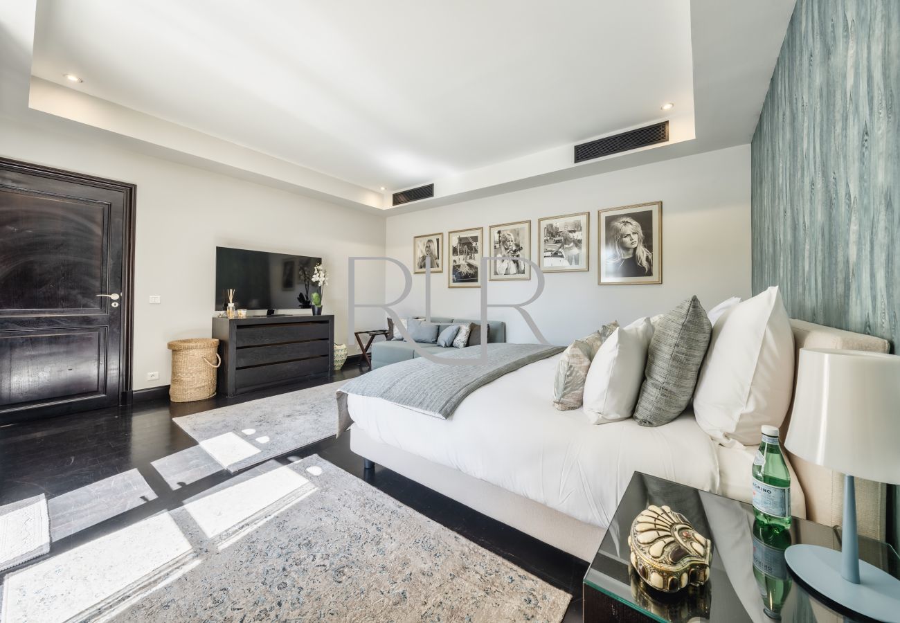 Villa à Saint-Tropez - Villa Romane