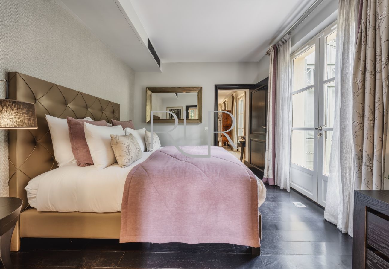 Villa à Saint-Tropez - Villa Romane