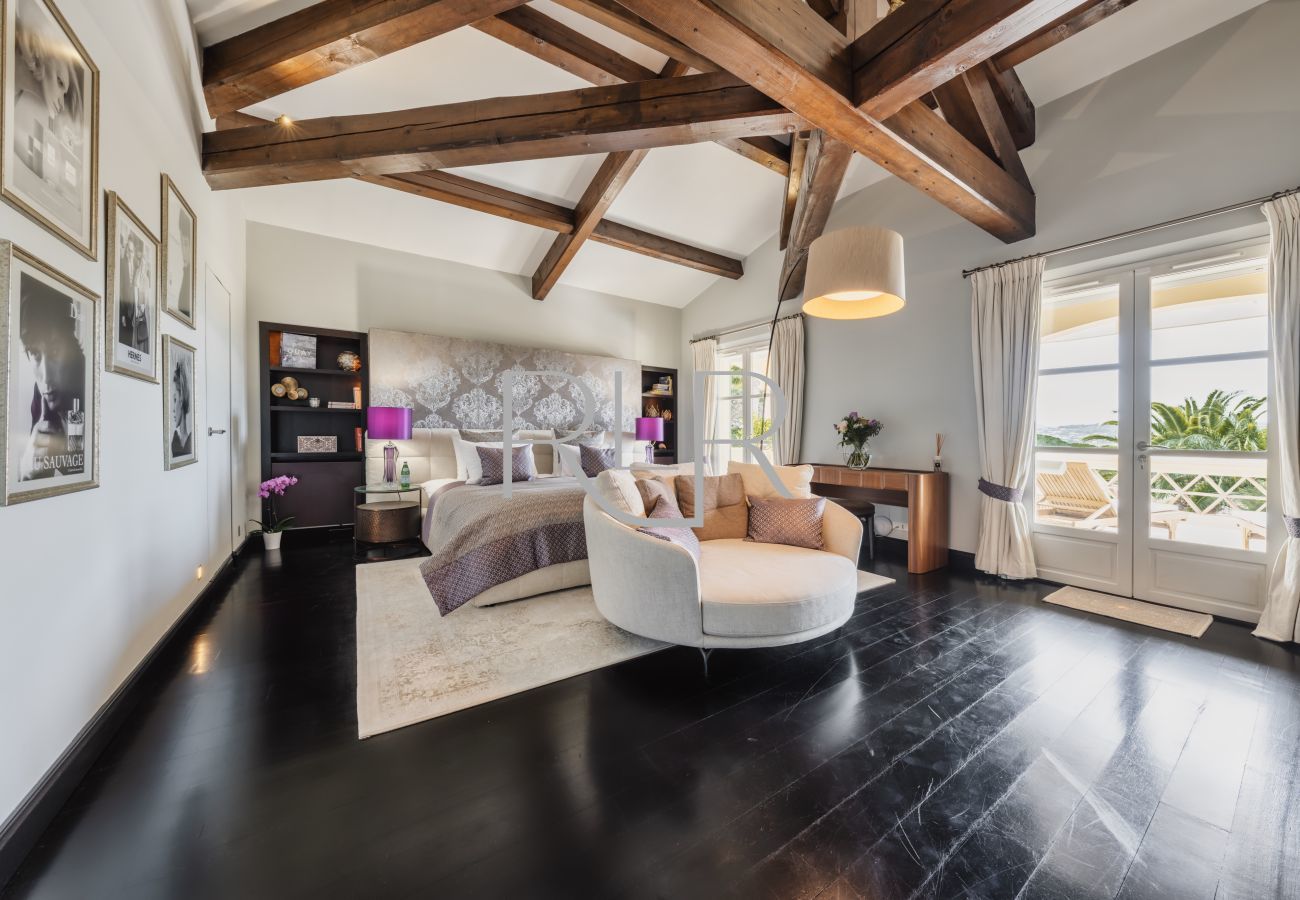 Villa à Saint-Tropez - Villa Romane