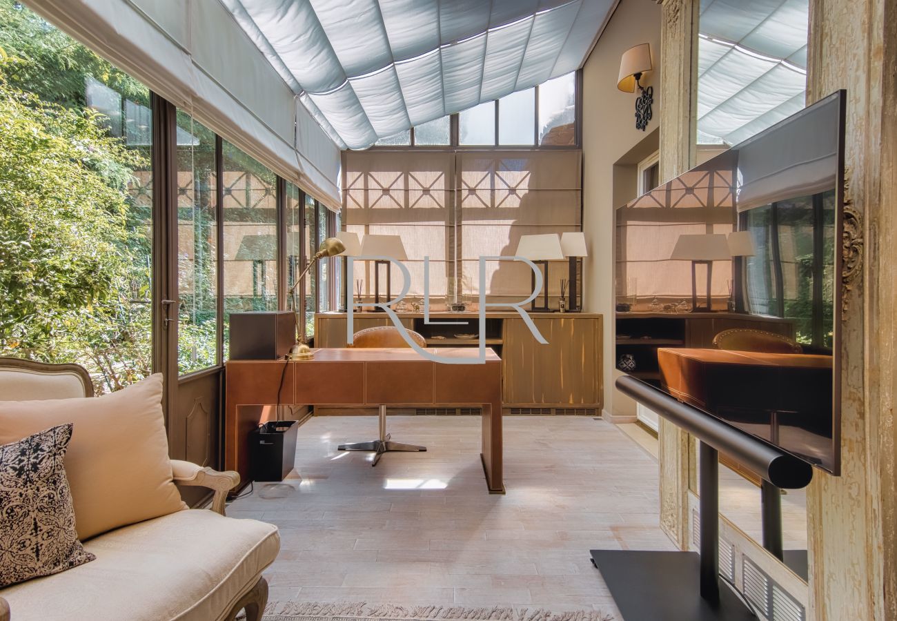 Villa à Saint-Tropez - Villa Romane