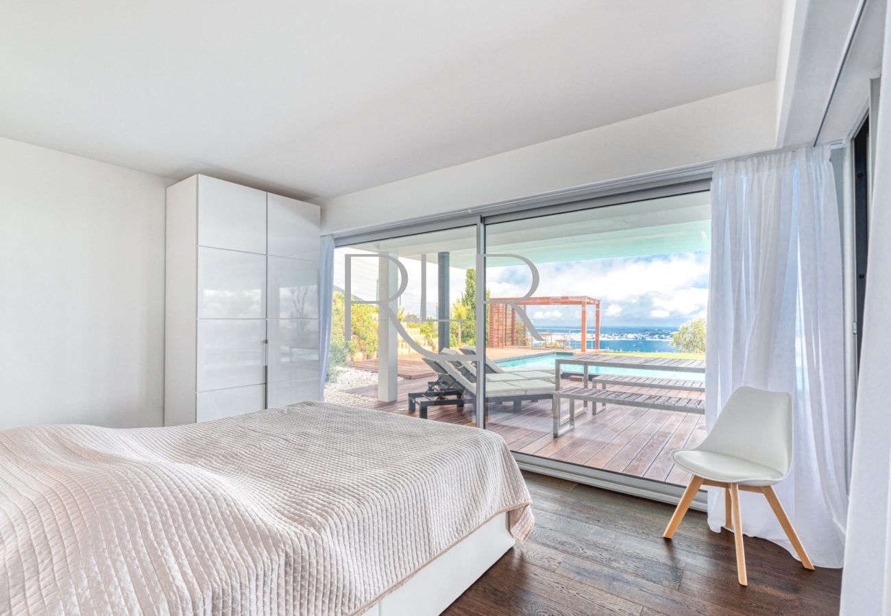 Villa à Cannes - Villa Enaissa