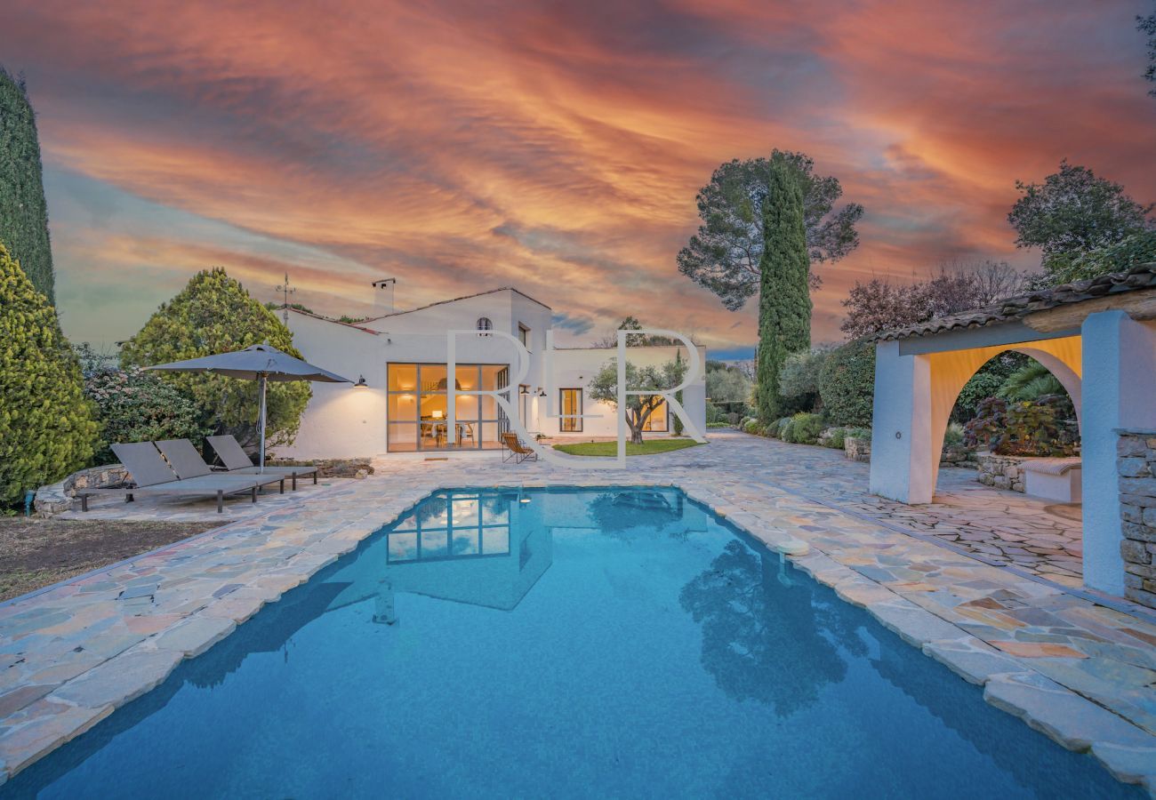 Villa à Valbonne - Villa Mia