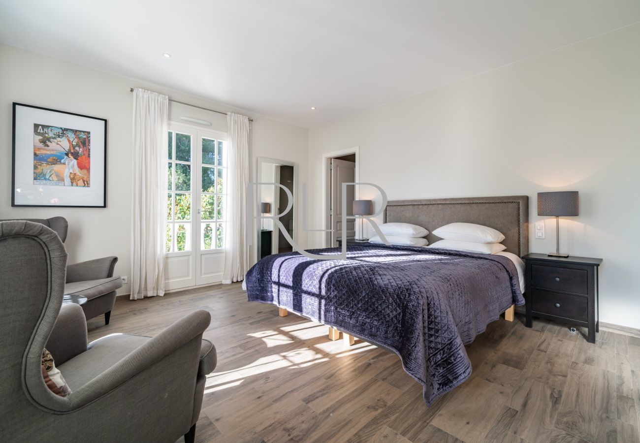 Villa à Antibes - Villa Liliana