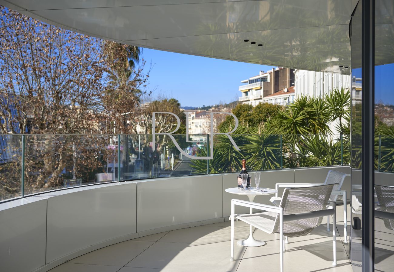 Appartement à Cannes - RLR2B826