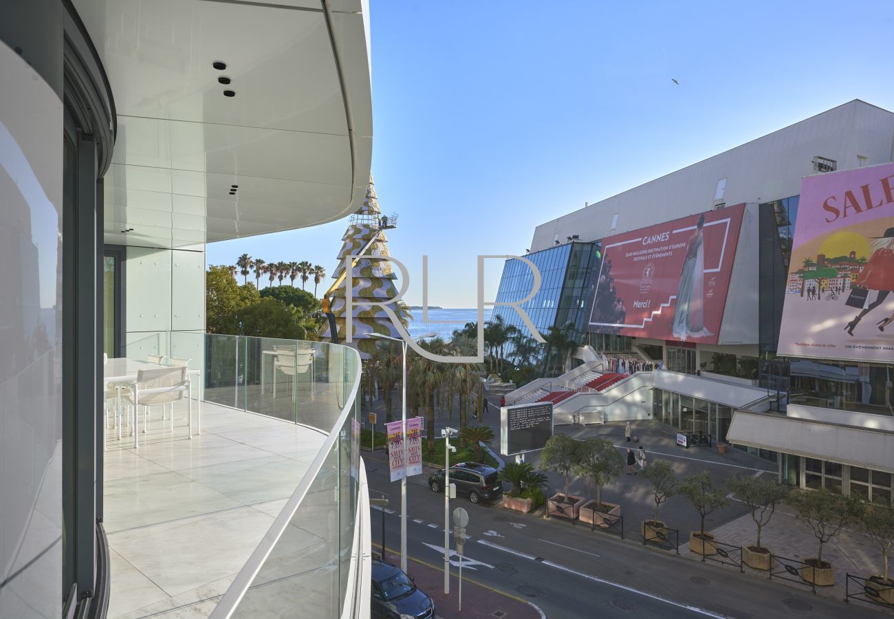 Appartement à Cannes - RLR6B828