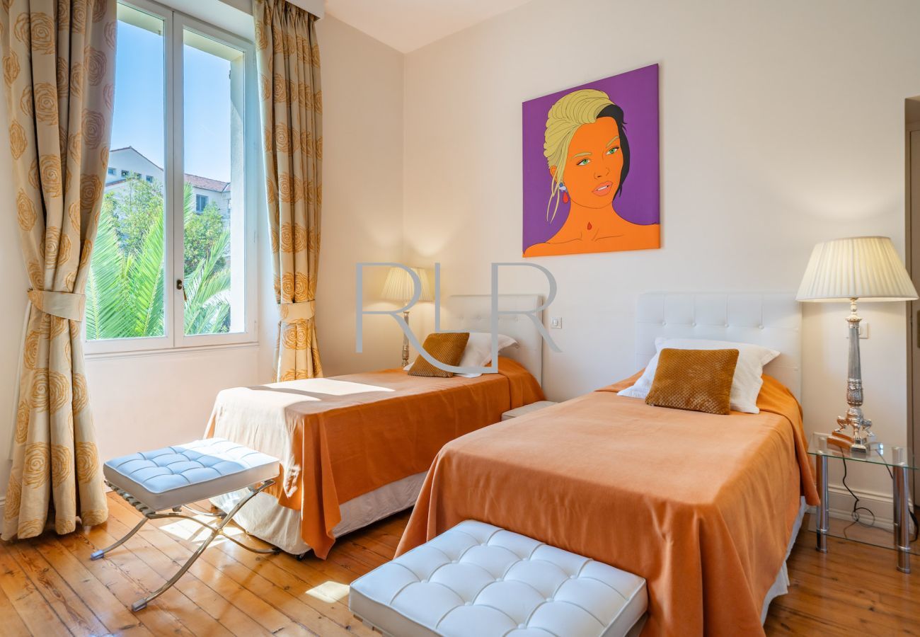 Villa à Cannes - Villa Iris