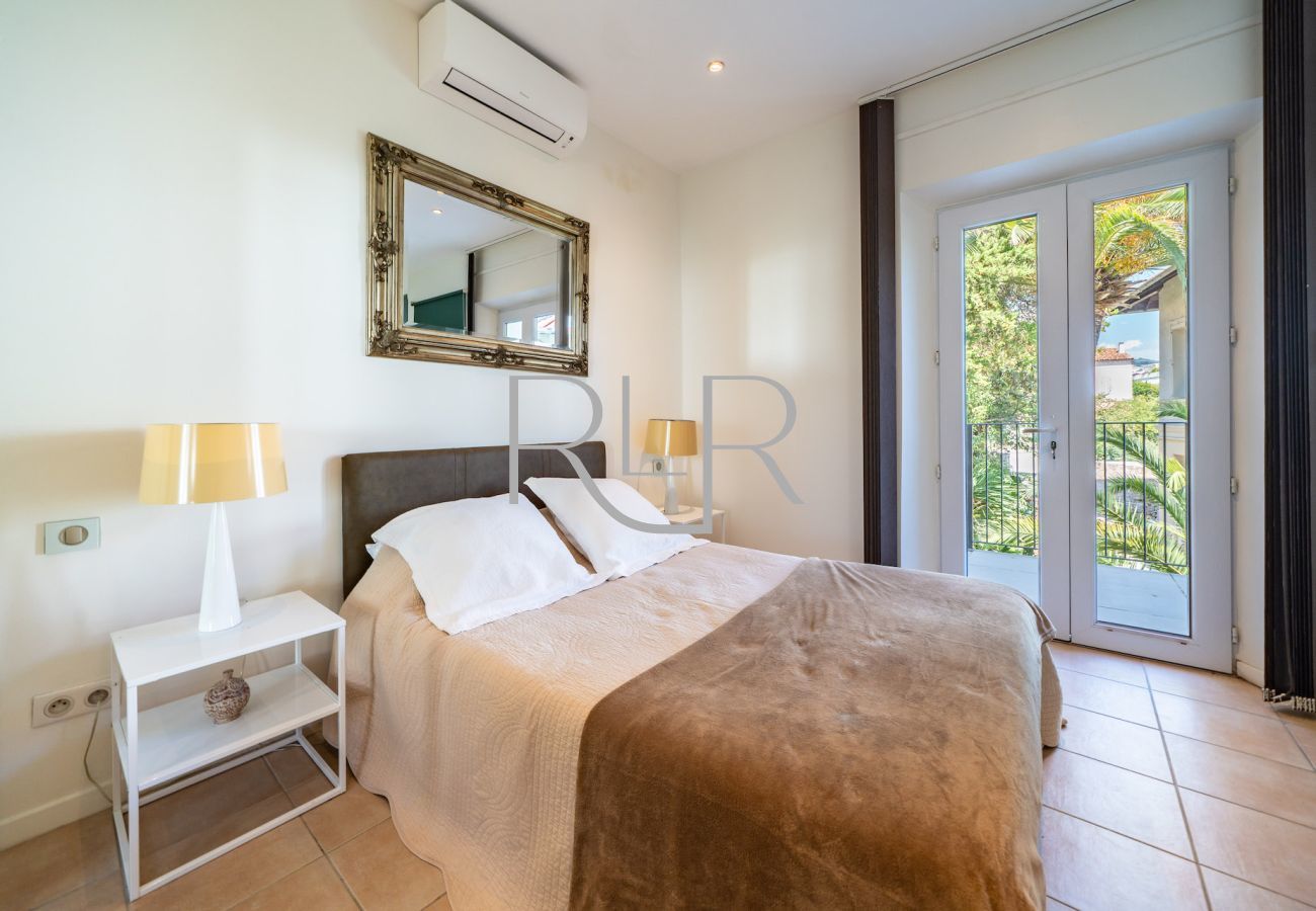 Villa à Cannes - Villa Iris