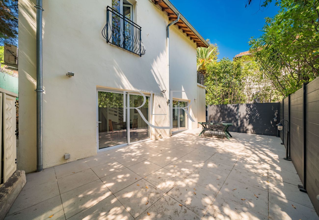 Villa à Cannes - Villa Iris
