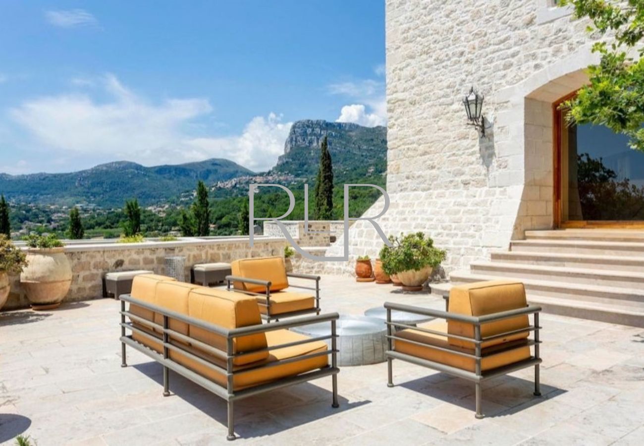 Villa à Saint Paul de Vence - Château des Vallées