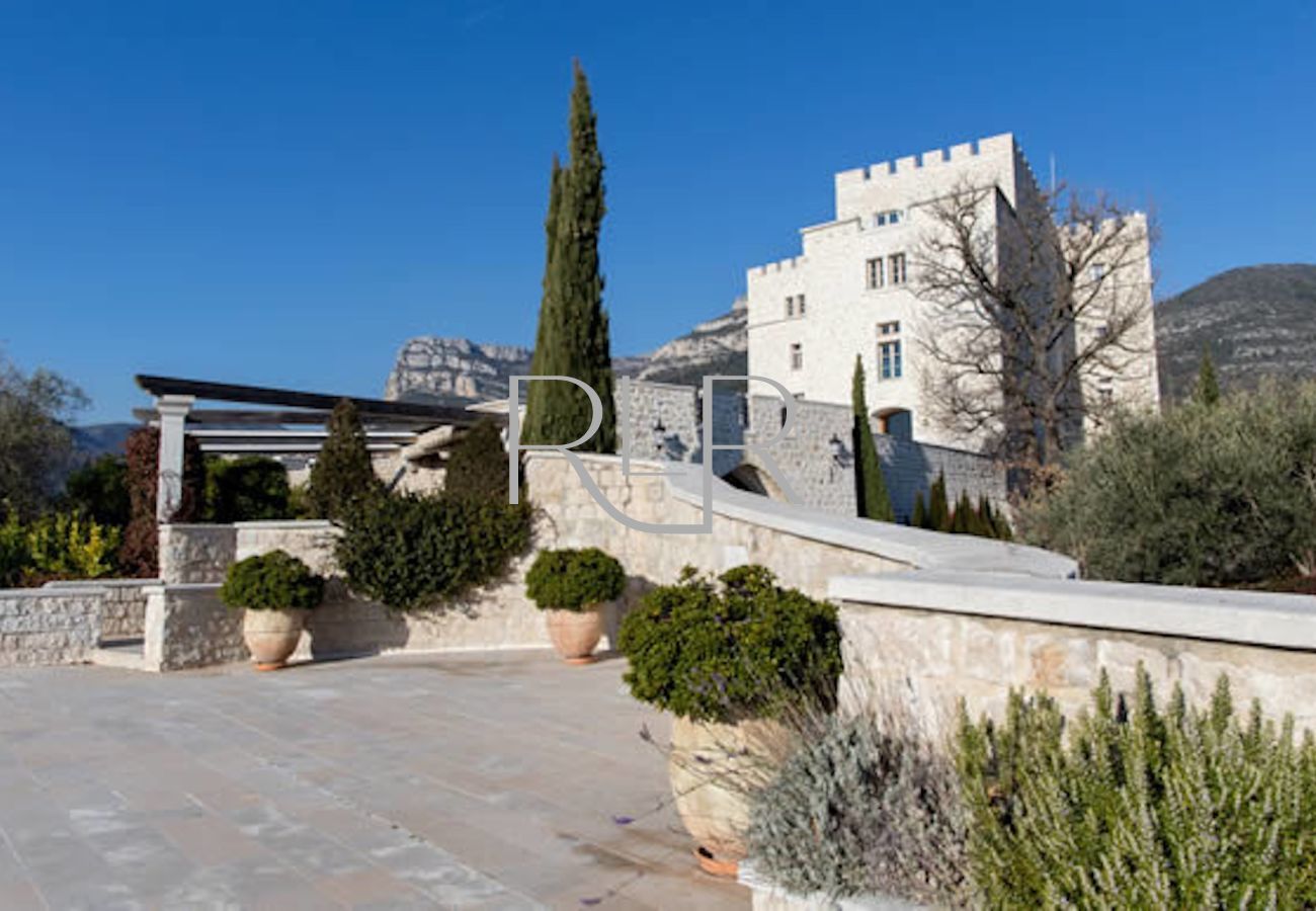 Villa à Saint Paul de Vence - Château des Vallées