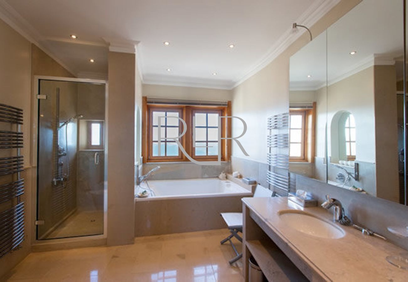 Villa à Saint Paul de Vence - Château des Vallées