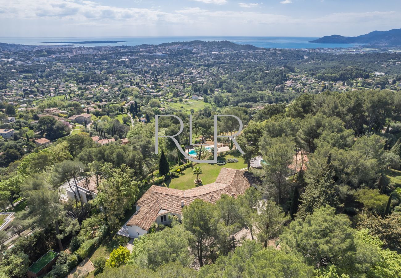 Villa à Mougins - Villa Kennedy