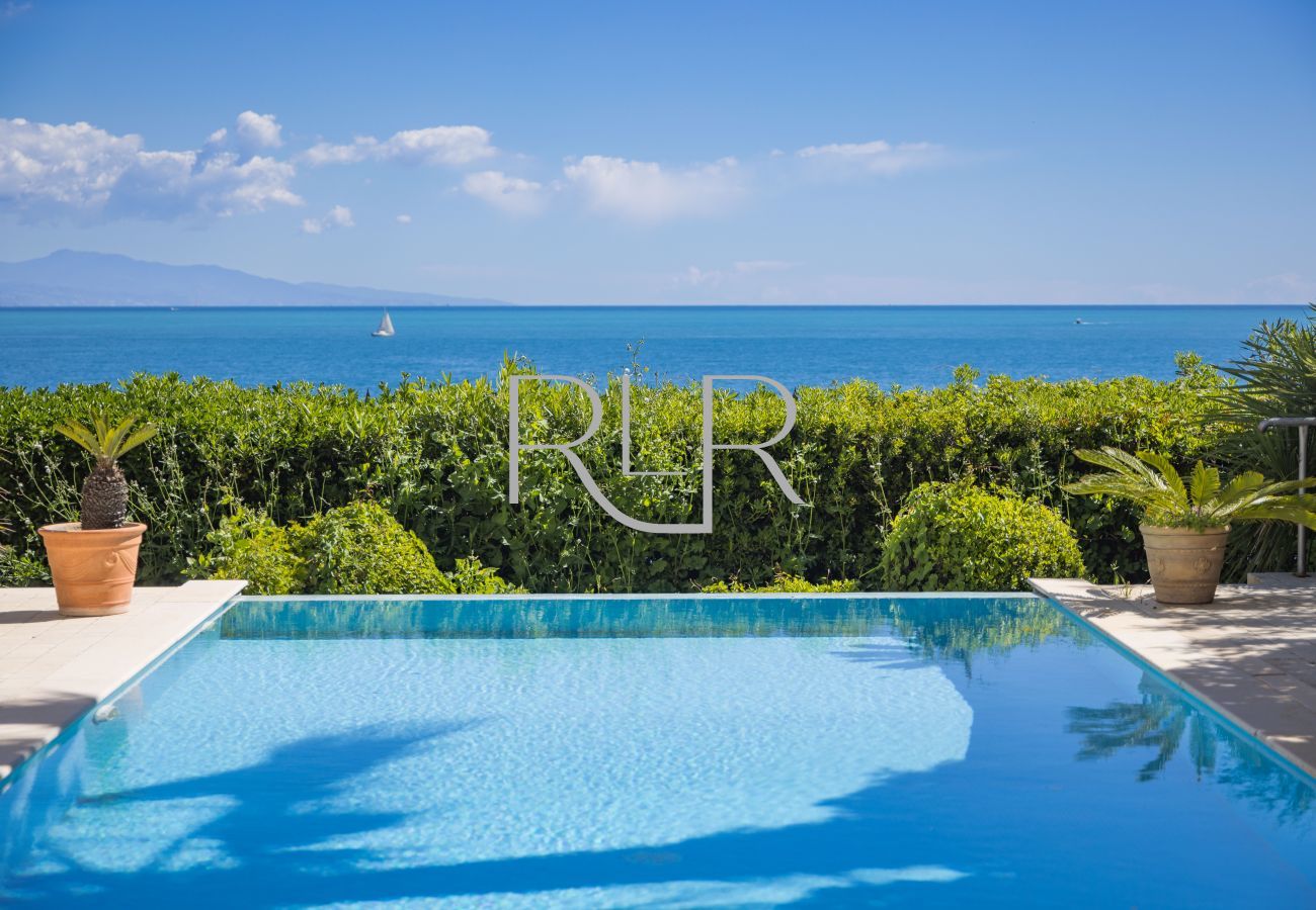 Villa à Antibes - Villa Celeste