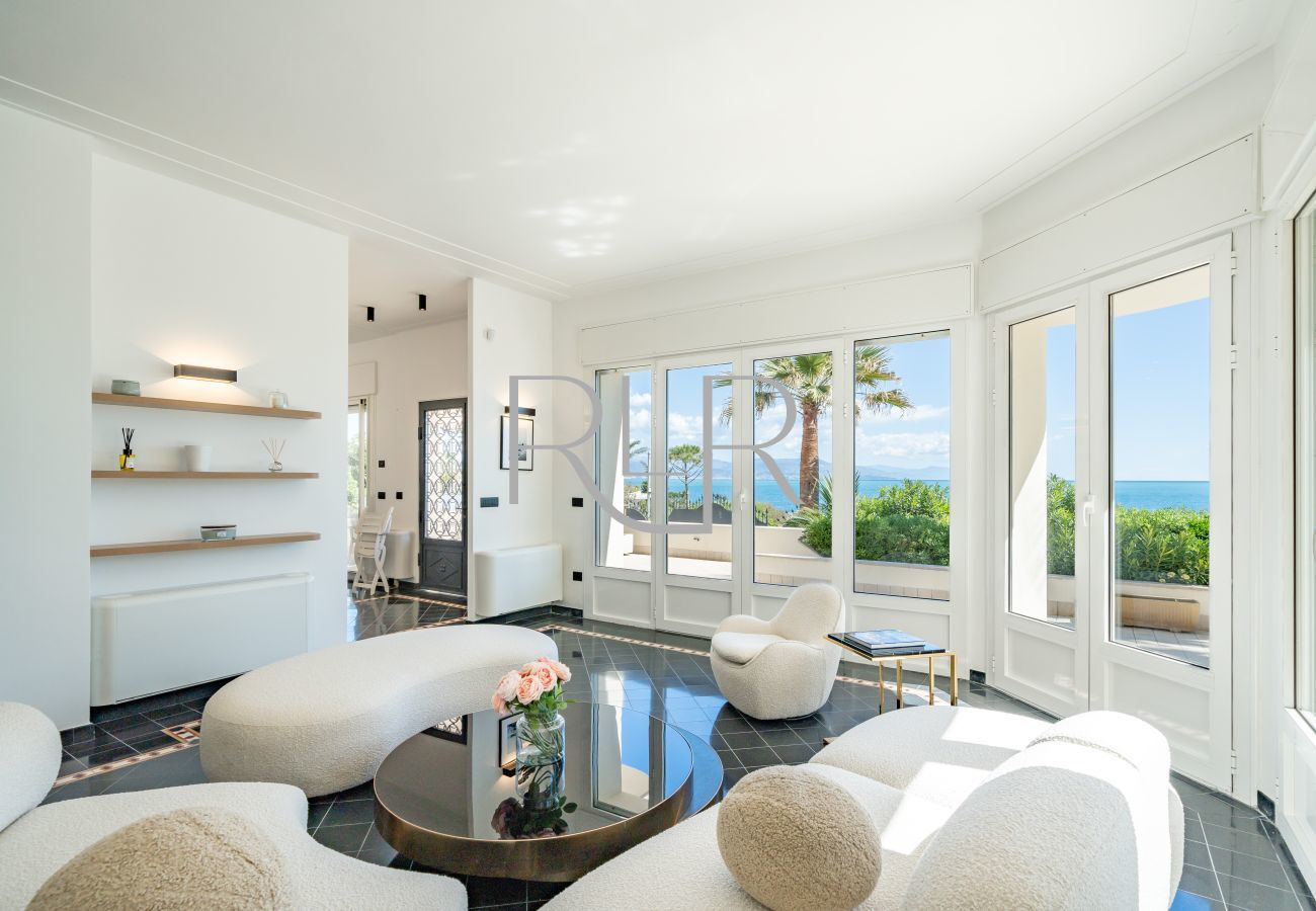 Villa à Antibes - Villa Celeste