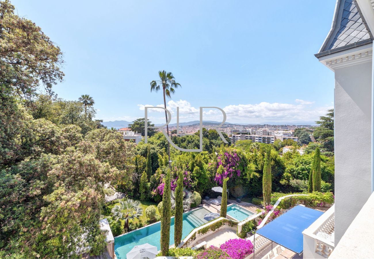 Villa à Cannes - Chateau Alma