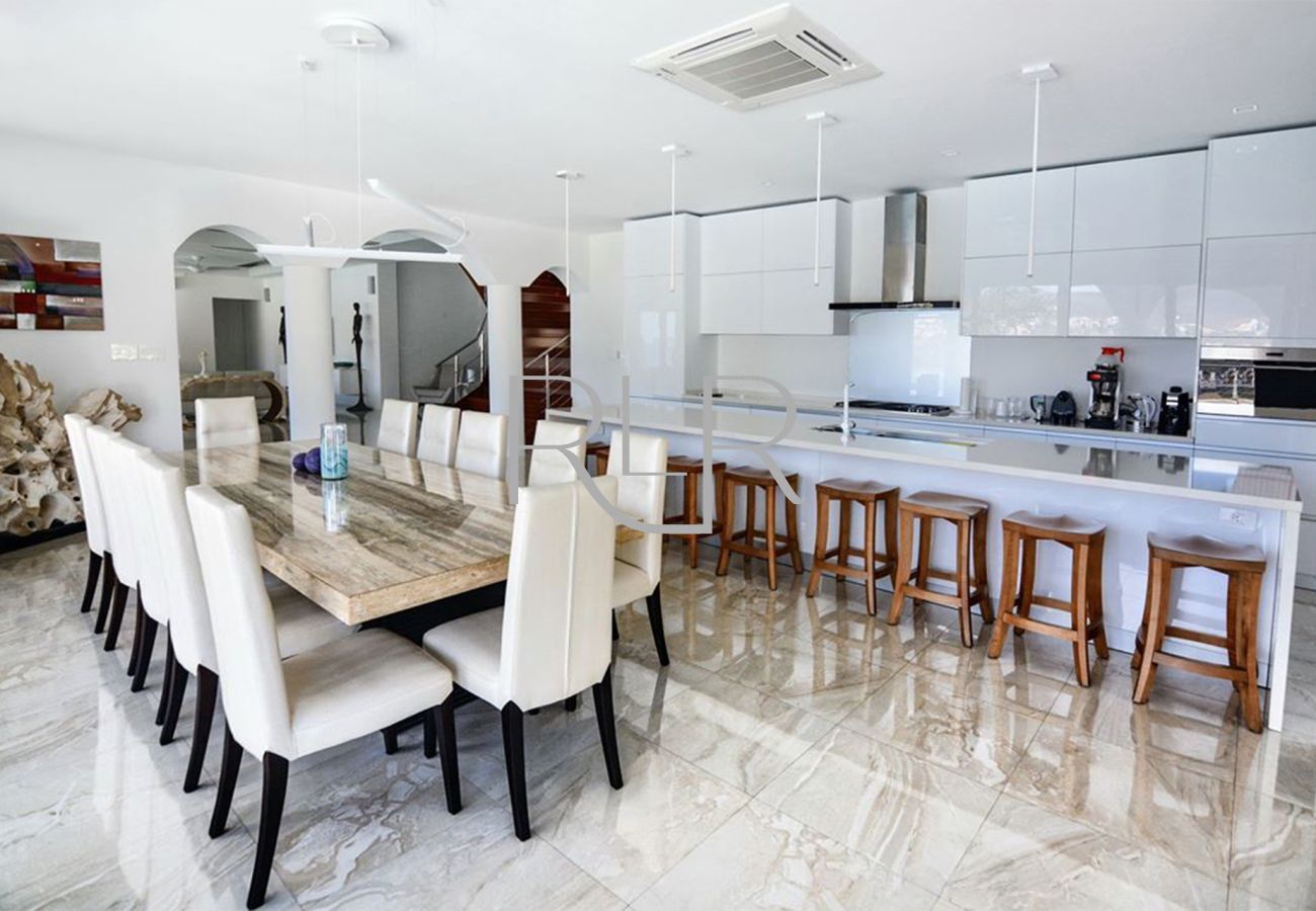 Villa à Upper Prince's Quarter - Villa Tessa