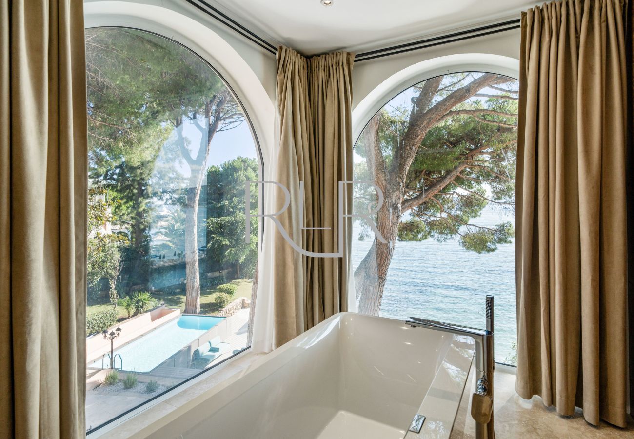 Villa à Antibes - Villa Shoreline