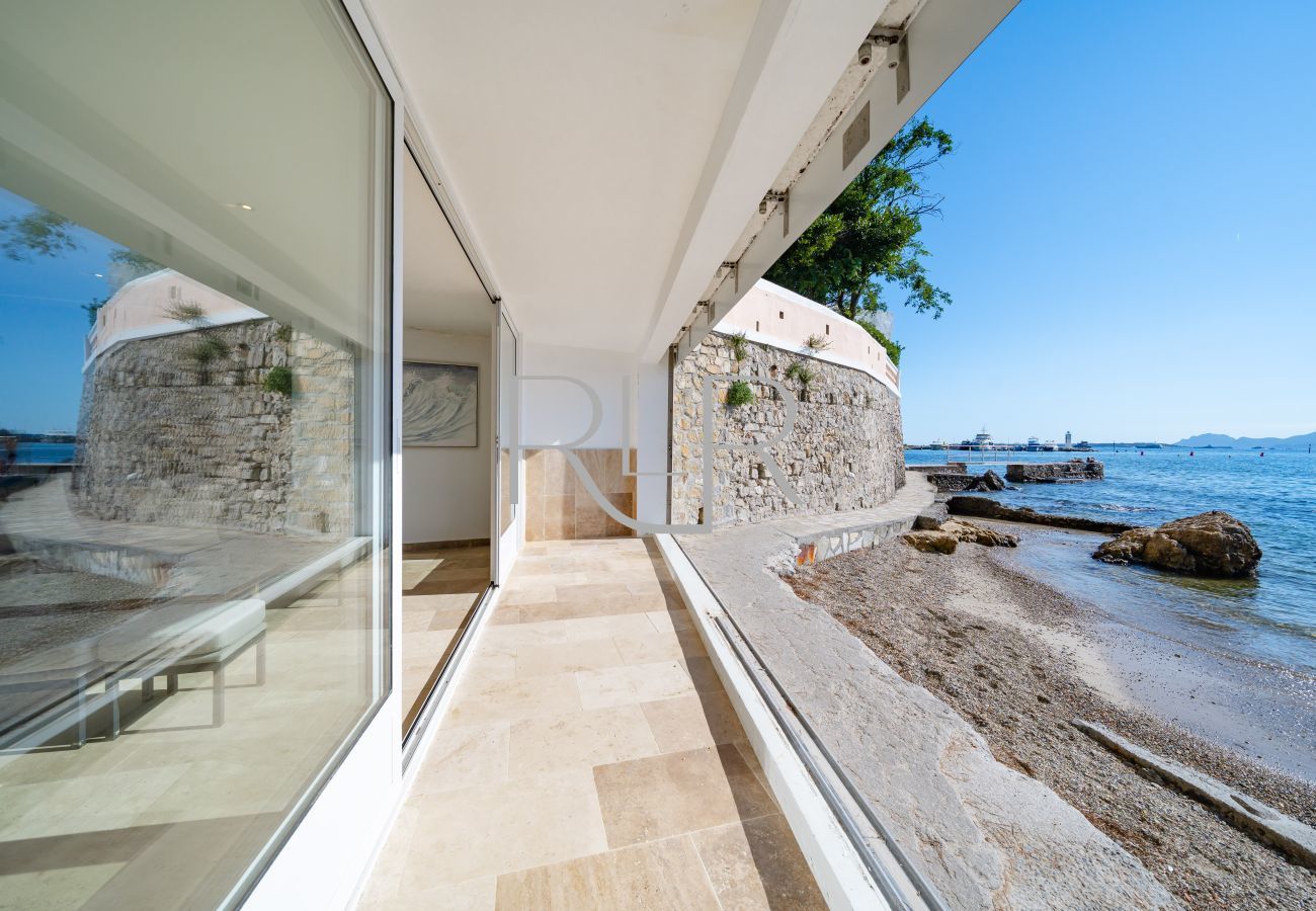Villa à Antibes - Villa Shoreline