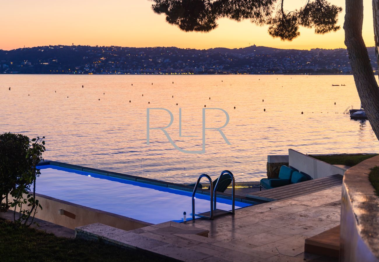 Villa à Antibes - Villa Shoreline